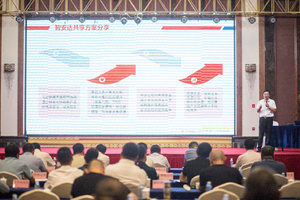 1600759988668036WF8L.jpg auto_4884.jpg